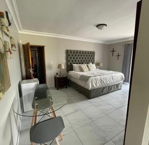 פנסיון Oaktree