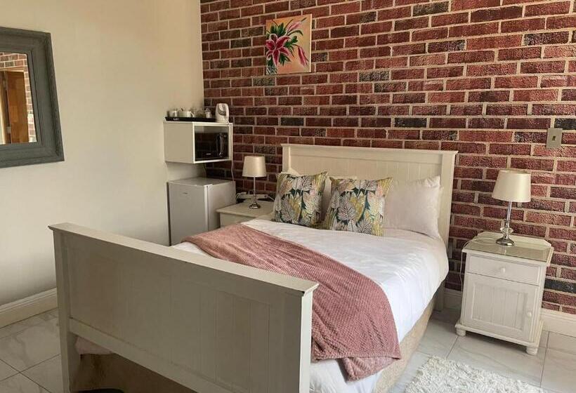 פנסיון Oaktree