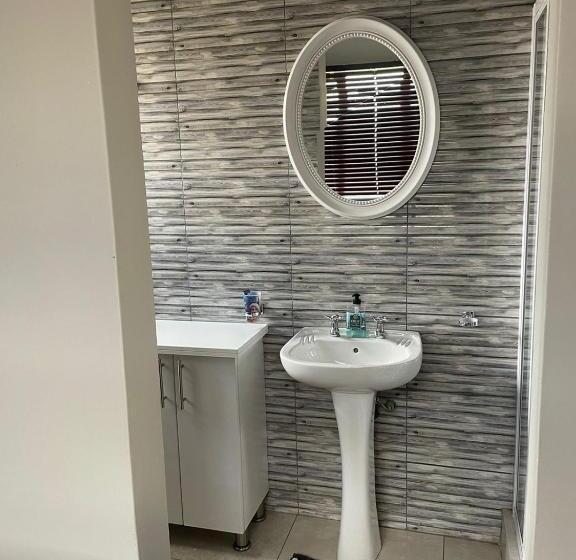 פנסיון Oaktree