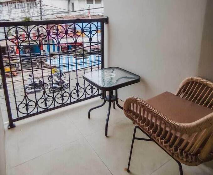 פנסיון Pesona Guesthouse Syariah Malang