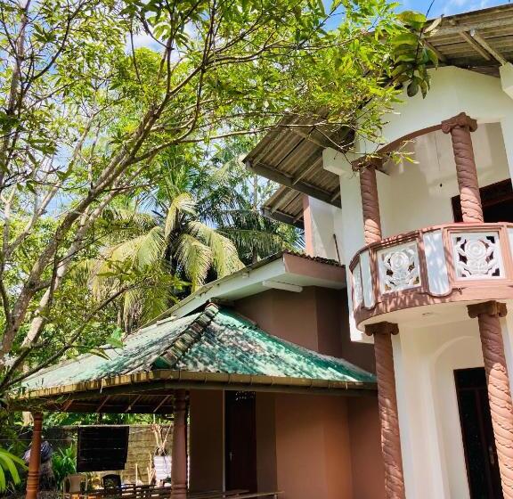 פנסיון Praba Villa