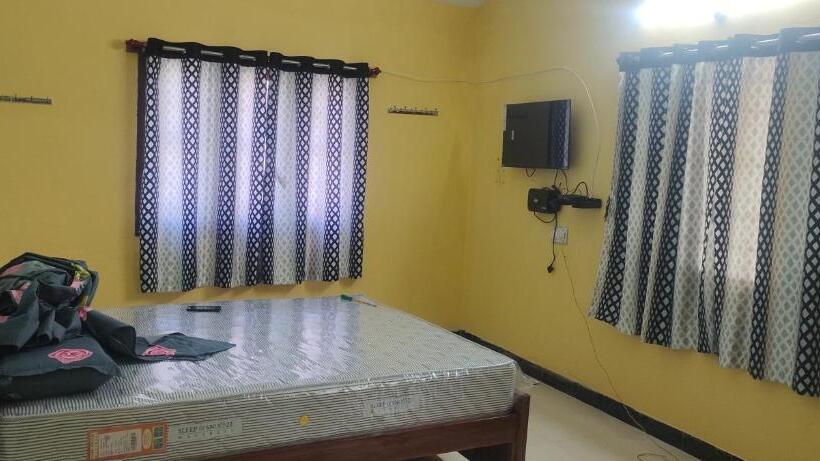 פנסיון Sndy Cottage Yercaud