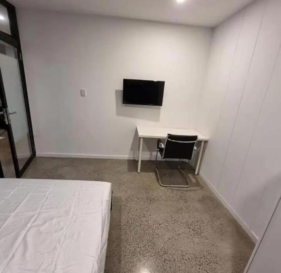 بنسيون Sydney Airport Guest House