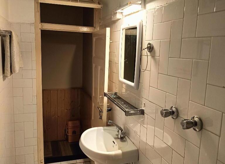 ペンション The Golden Ray S Kasol