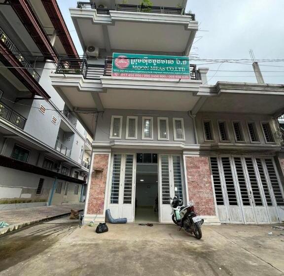 بنسيون The Hub Kampot