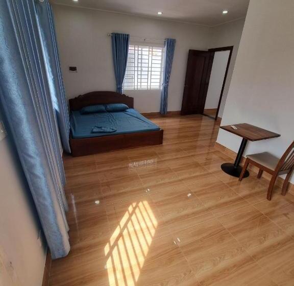 بنسيون The Hub Kampot