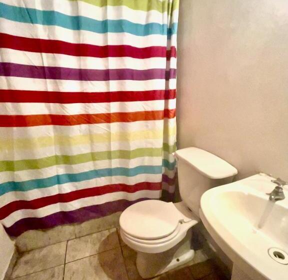 بنسيون Viva Chile Cartagena