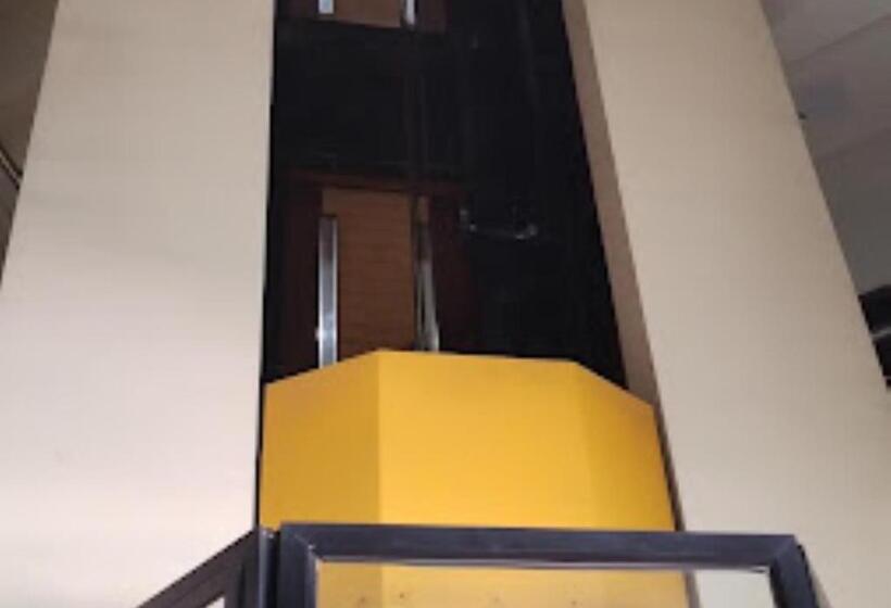 Premier   Hotel In Saket Society Bhusawal