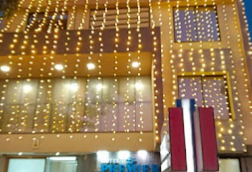 Premier   Hotel In Saket Society Bhusawal