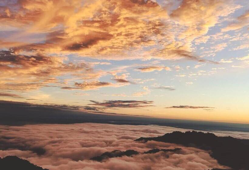 منتجع Aranyamhills