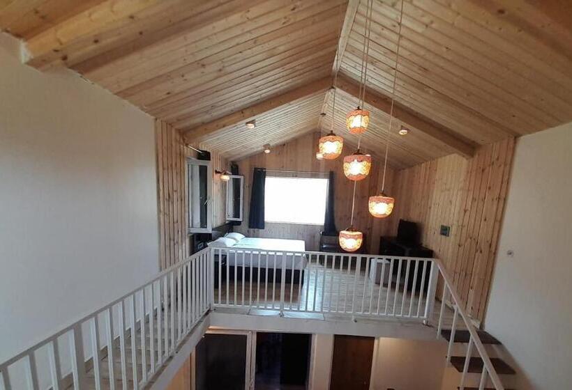 אתר נופש Aranyamhills