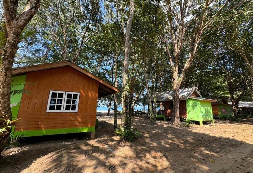 استراحتگاه Changthong Bungalow