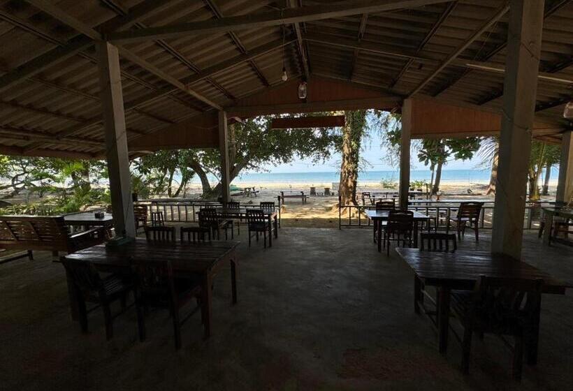 אתר נופש Changthong Bungalow