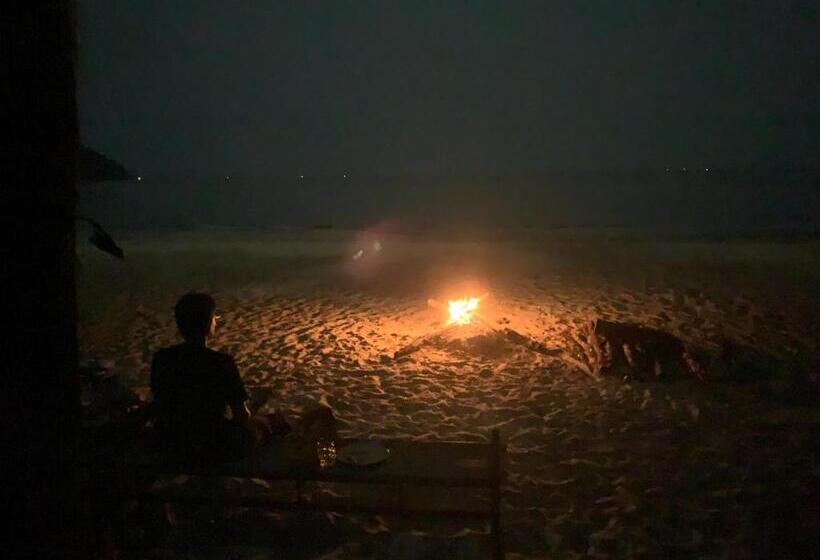 אתר נופש Changthong Bungalow