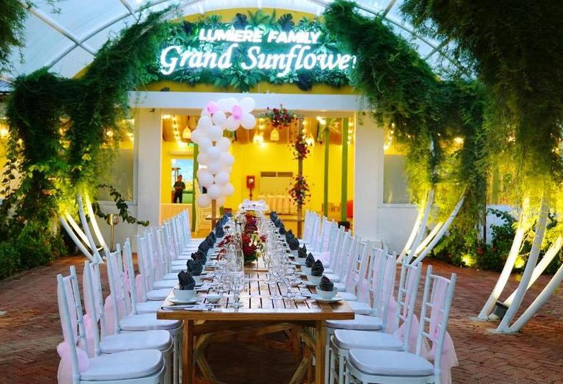 استراحتگاه Lumiere Family Village Dong Tac