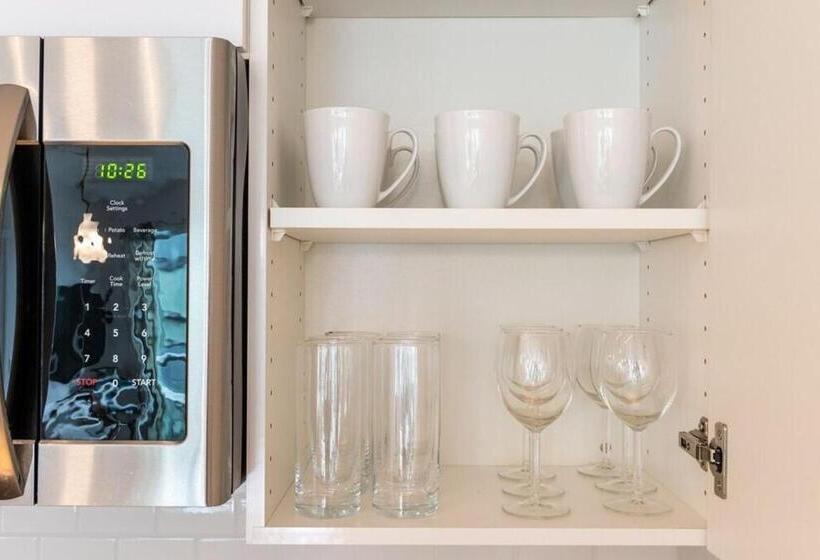 Top Floorbalcony55 4k Smart Tv360 Rooftop View