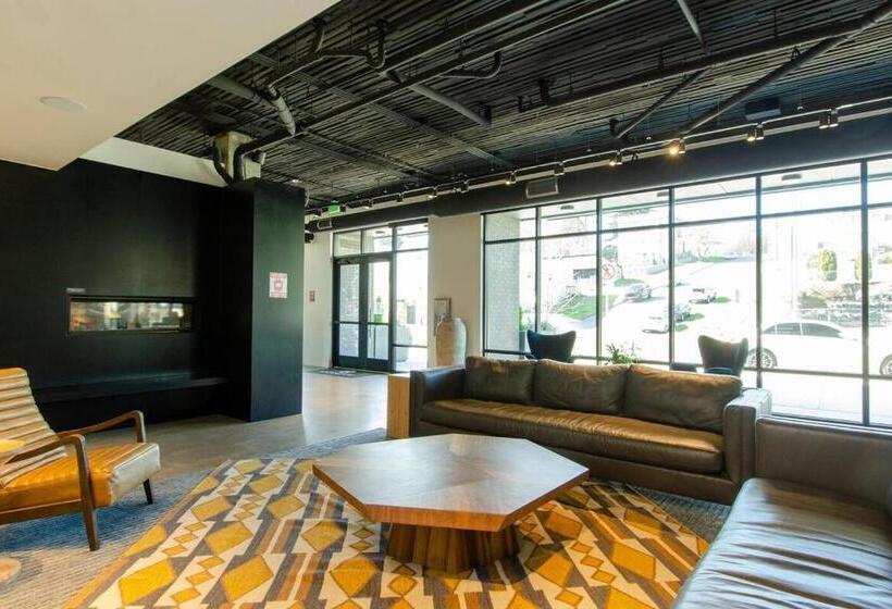 Top Floorbalcony55 4k Smart Tv360 Rooftop View