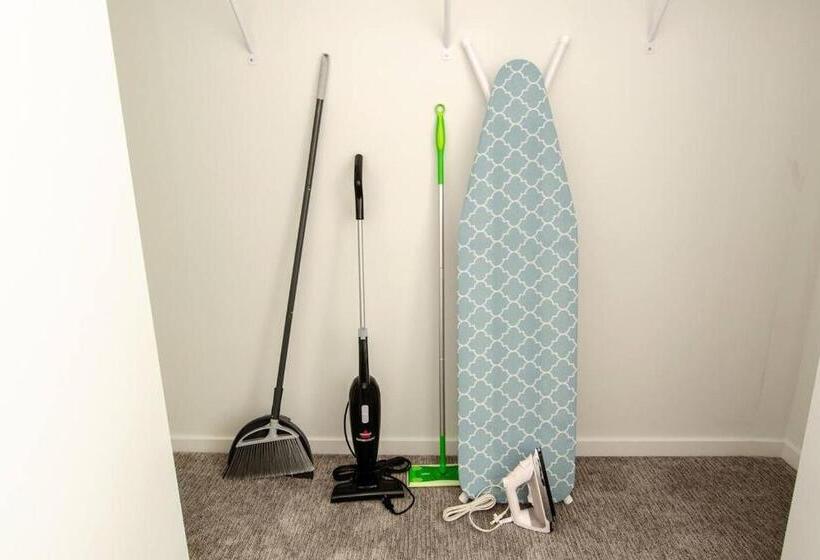 Uw Tacomahospitalslocal Govportking Bed4k Tv