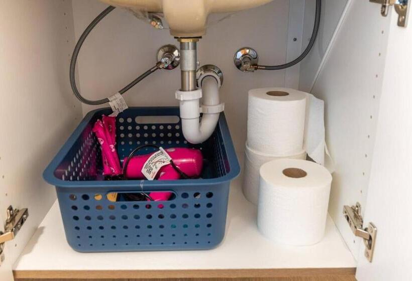 Uw Tacomahospitalslocal Govportking Bed4k Tv