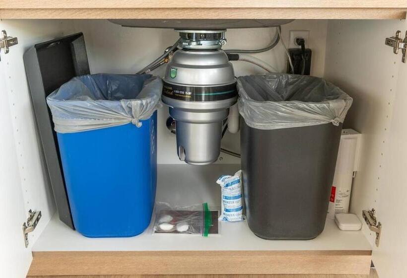 Uw Tacomahospitalslocal Govportking Bed4k Tv