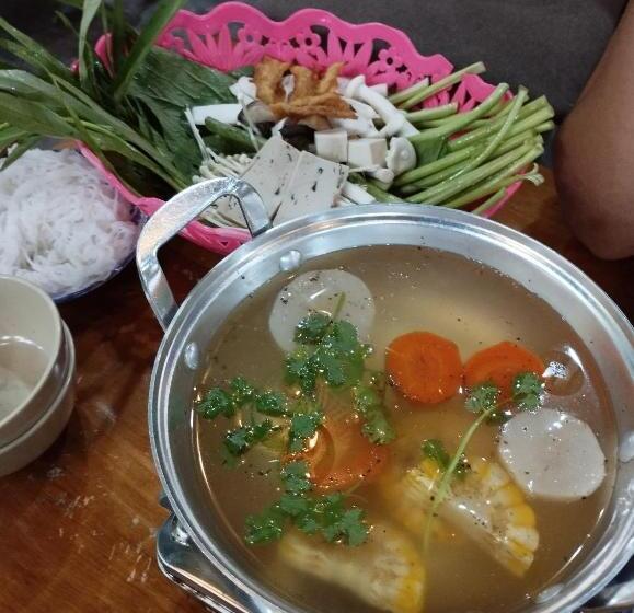 هاستل Mekong Delta Official