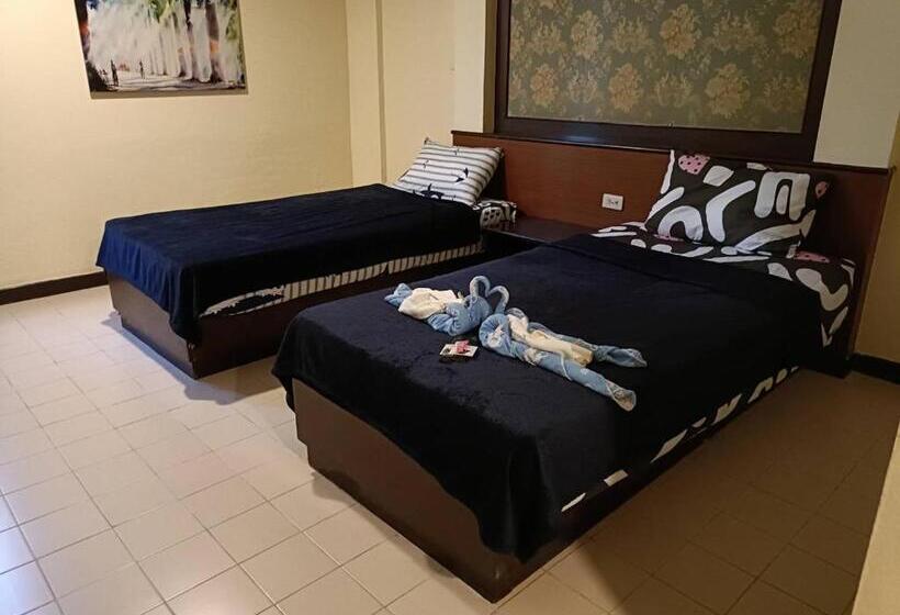 فندق صغير 978 Chidlom At Jomtien