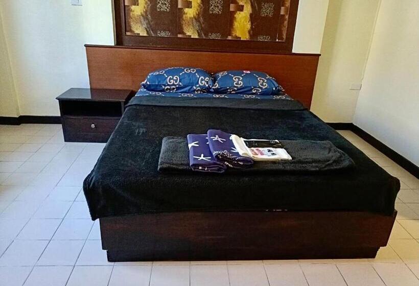 فندق صغير 978 Chidlom At Jomtien