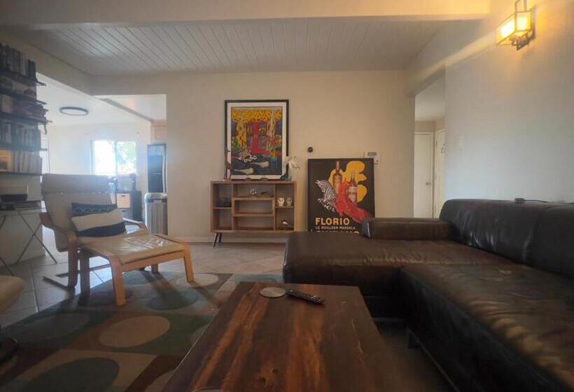 ユースホステル Cozy And Comfortable