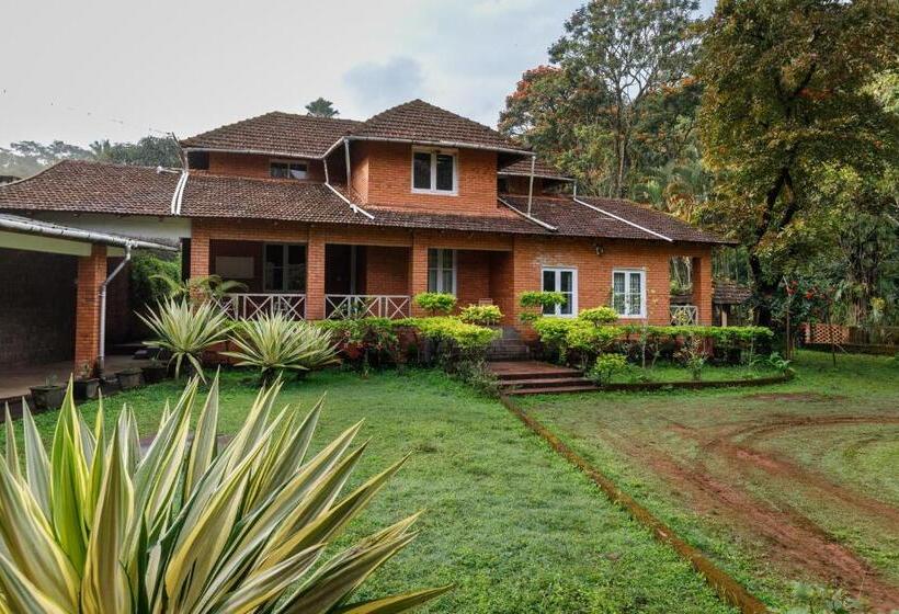 הוסטל Espresso Escape By Jadecaps 3bhk Chikamagalur