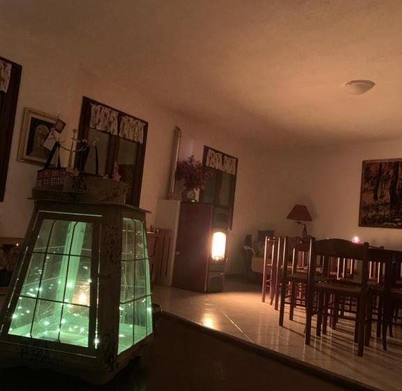 הוסטל Leo Anfosso