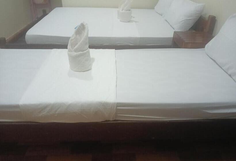 هاستل Nay Nildz Pension House