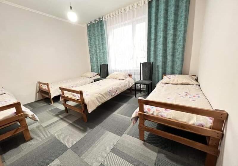 هاستل Warm House