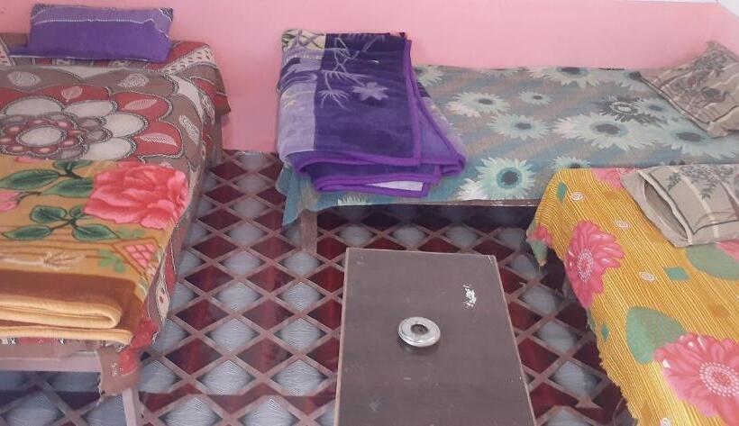 Baba Hostel
