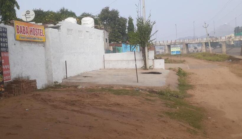 Baba Hostel