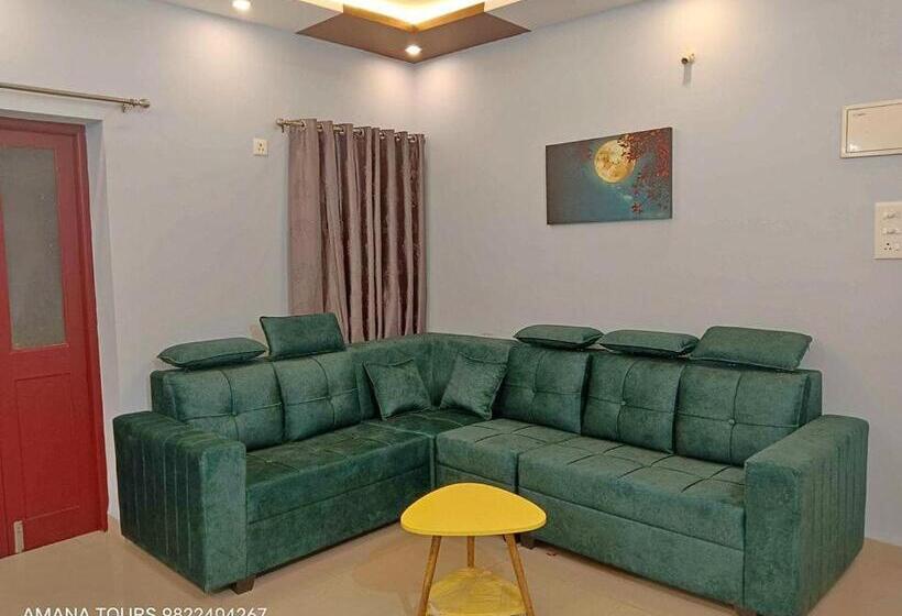 Bed and Breakfast 2bkh Ahmedabad