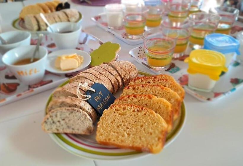 مبيت وإفطار Chambres D Hôtes Au Gré Du Vent En Normandie