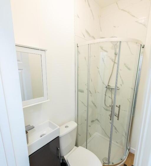 민박 Luxurious Double Rooms With Private Bath And Free Breakfast, Wi Fi