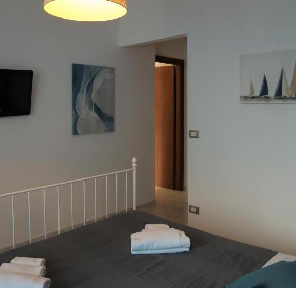 住宿加早餐  La Darsena Fiumicino