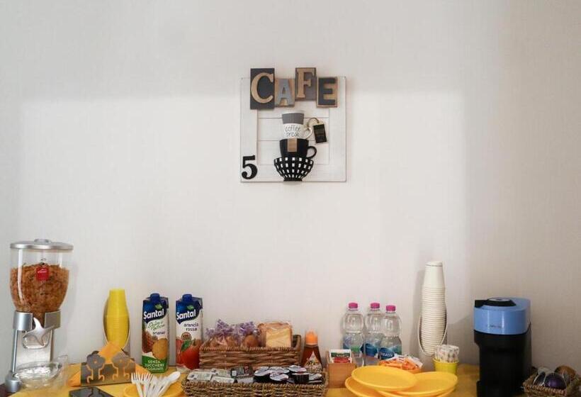 住宿加早餐  La Darsena Fiumicino