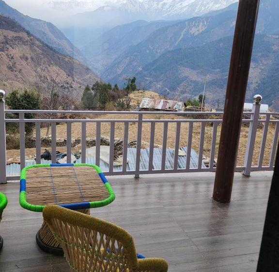 مبيت وإفطار Raithal Jungle Resort