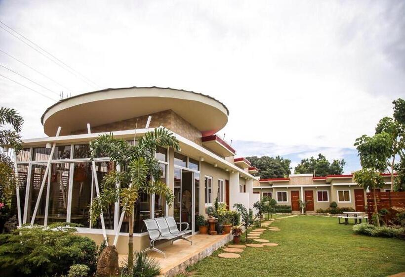 فندق Reddoorz At Alejandro S Suites & Venue