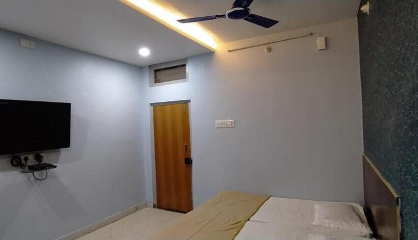 فندق Ashirwad Lodge