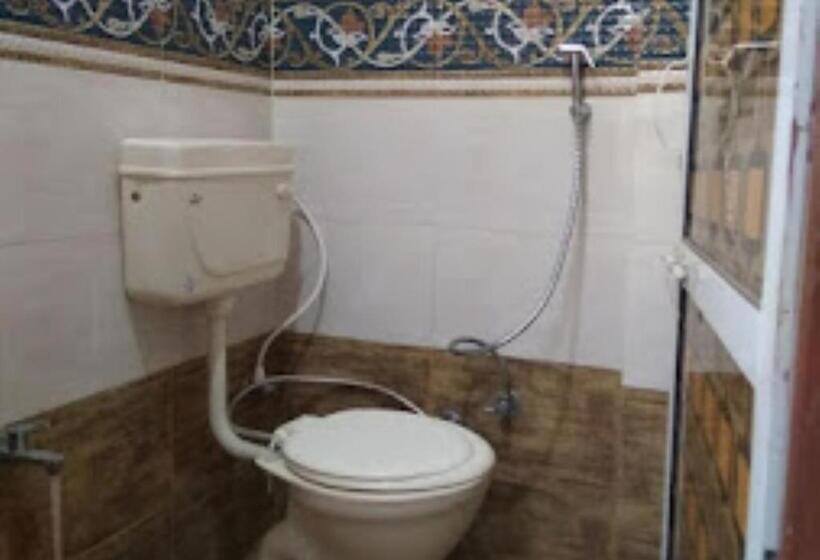 فندق Atithi Satkar Akola