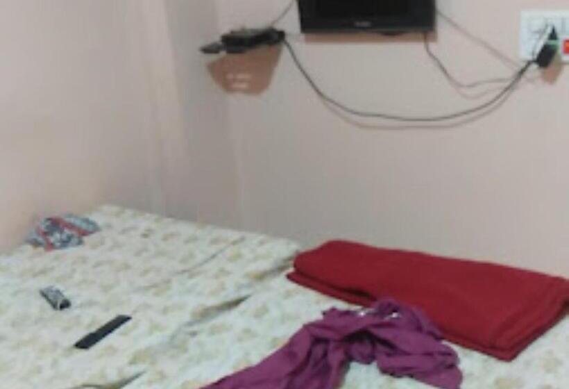 호텔 Atithi Satkar Akola