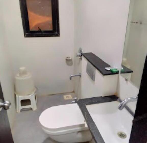 فندق Avanti, Nashik