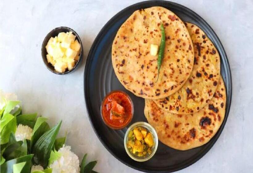 Отель Budget Baga Beach Resort Goa