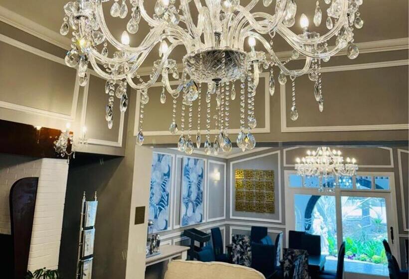 ホテル C Est La Vie Boutique