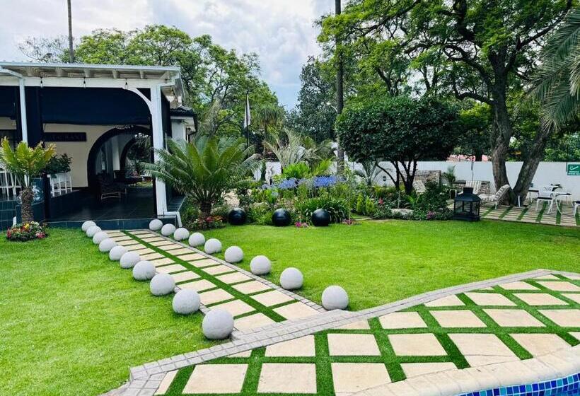 ホテル C Est La Vie Boutique