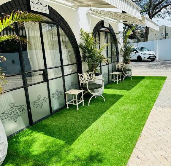 ホテル C Est La Vie Boutique