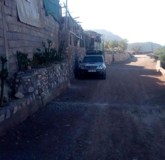 هتل Café Autor Dan Et Eger Nouvelle Restaurant